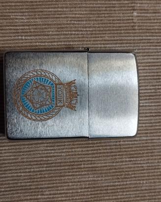 Accendino Zippo con stemma HMS Yorks