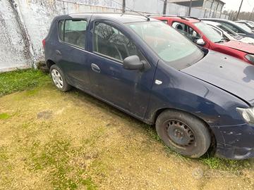 FIANCATA DESTRA COMPLETA DACIA SANDERO 2014