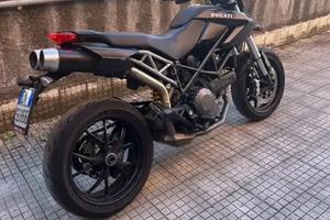 Ducati hypermotard 796
