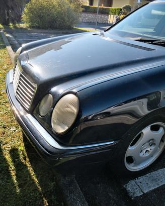 Mercedes E200 Kompressor SW del 1998