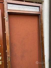Portoncino non blindato in legno