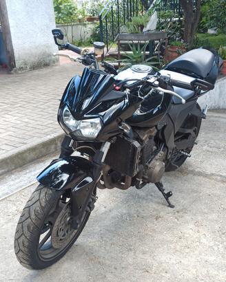 Kawasaki Z750   Ciclistica Upgradata (Öhlin