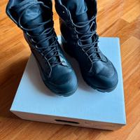 Stivaletti anfibi 42