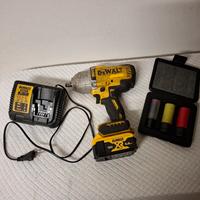 Avvitatore ad Impulsi marchio deWalt 18V  5.0 ah