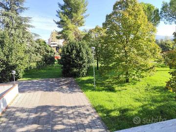 Appartamento di 130 m² con 4 locali a Terni