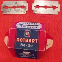 Antiche lamette da barba