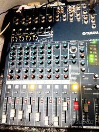 Mixer Yamaha MG 124 CX,  4 Mic. + Phantom,12 canal