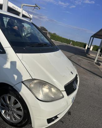 Mercedes classe A bianca deisel