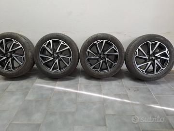 cerchi e pneumatici Toyota yaris 