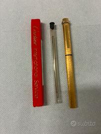Penna must Cartier