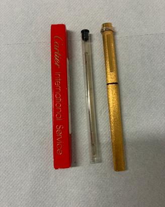 Penna must Cartier
