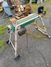 Spaccalegna Park and Garden LS552-2