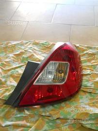 Faro posteriore DX Opel Corsa modello D