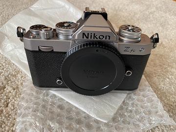 Nikon Zfc 28/2.8 SE kit