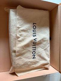 LOUIS VUITTON VOYAGE POCHETTE NUOVA