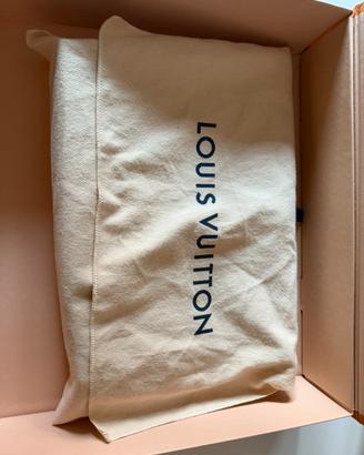 LOUIS VUITTON VOYAGE POCHETTE NUOVA