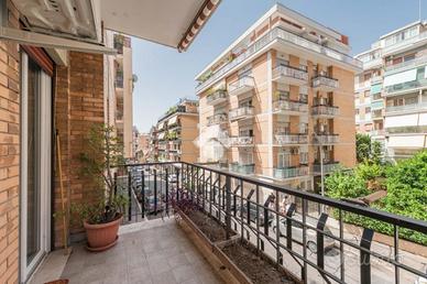 3 LOCALI A ROMA