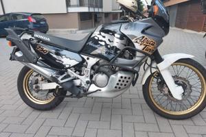 Honda XRV 750 Africa Twin