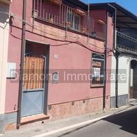 Casa singola su 2 livelli a Presa-Piedimonte Etneo