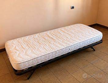 Letto singolo con materasso permaflex