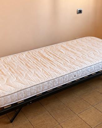 Letto singolo con materasso permaflex