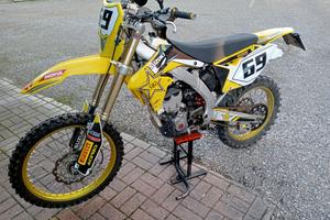 Suzuki rm-z 250 4 tempi targata