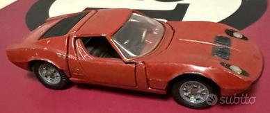 Modellino auto vintage Lamborghini Miura P400