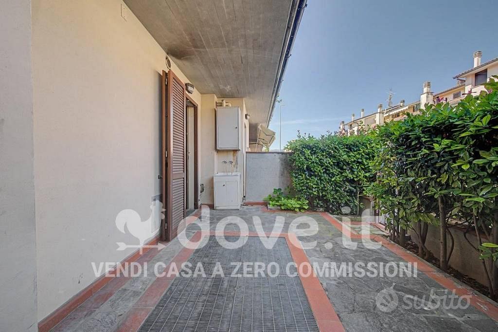 Appartamento di 115 m² con 3 locali e box auto a P - Vista 6