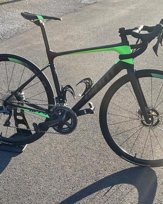 Giant DEFY Advance Pro1 - M Ultegra 11v