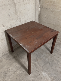 Tavolo quadrato legno scuro 75x75 cm
