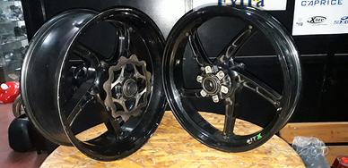 cerchi in magnesio MARCHESINI gsxr1000 k5 16.5