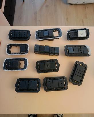 Bticino living serie vecchia Leggere Tutto