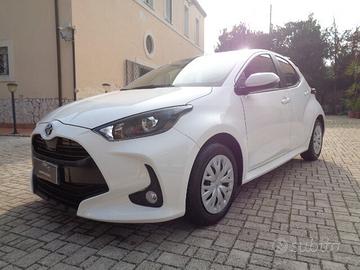 Toyota Yaris 1.5 Hybrid 5 porte Active