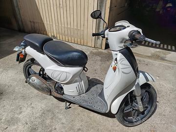Scarabeo 50 2T