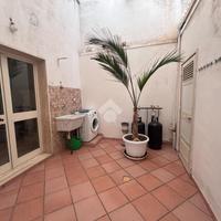 3 LOCALI A SAN DONATO DI LECCE