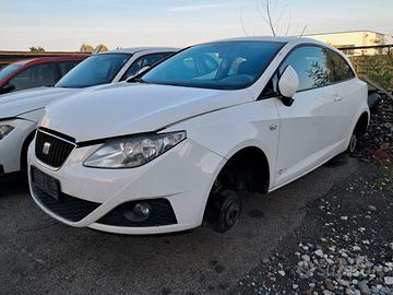 Seat Ibiza anno 2010 ricambi usati