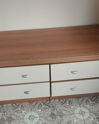 cassettiera in legno 
