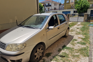 Punto 2004 1.2 benzina Vendita