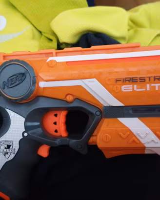 Nerf pistola firestrike