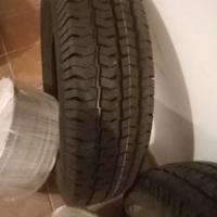gomme e cerchi da carico