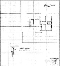 Casa indipendente di 480 m² con più di 5 locali a 