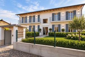 Appartamento di 133 m² con 5 locali e box auto dop