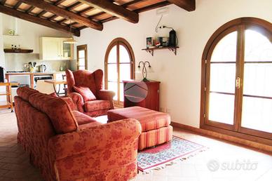 CASA INDIPENDENTE A PISTOIA