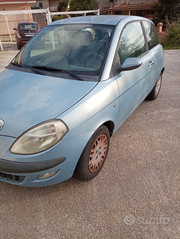 Lancia Ypsilon