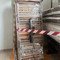 Reti songole: due motorizzate; 4 materassi