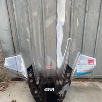 Parabrezza givi