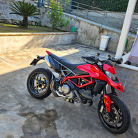 Ducati hypermotard 950