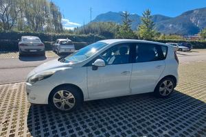Renault Scenic X-mode  1.5 dci 110 cv 
