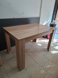 Tavolo da pranzo legno truciolato