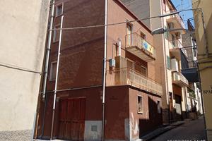 Abitazione unifamiliare + garage